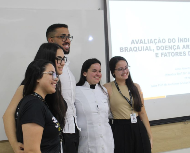 Alunos de Enfermagem defendem TCCs com temas que trazem melhorias para sade da populao